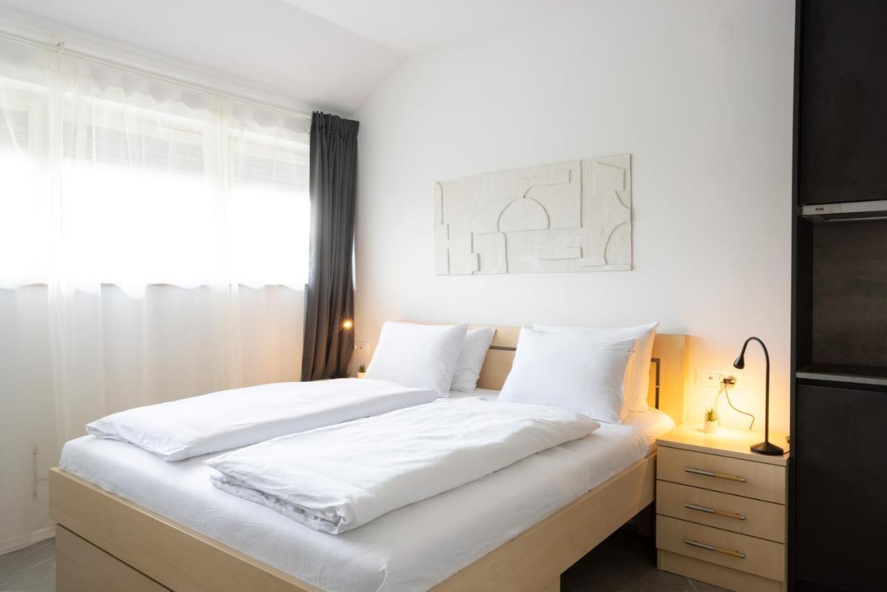 Apartments Trzin-Mlake W Free Parking Экстерьер фото